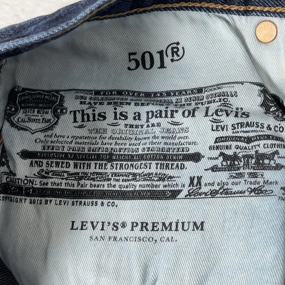 Levis 501 Premium Slim Leg Jeans Mens Sz 29x30 Indigo Dark Wash Button Fly